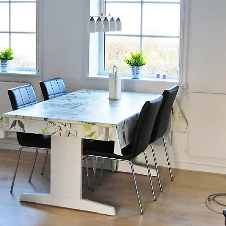 Ferienhaus In With 3 Bedrooms And Wifi *