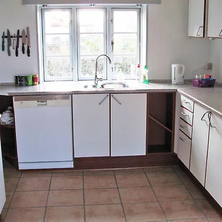 In With 3 Bedrooms And Wifi