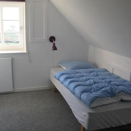 In With 3 Bedrooms And Wifi 펜션